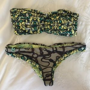 Reversible strapless Maaji swimwear bikini set
